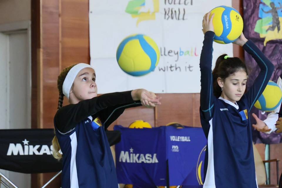 В Кахуле организован семинар в рамках международного проекта «Школьный волейбол»