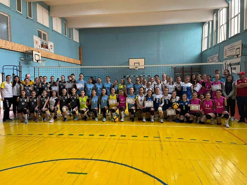 Performanță de excepție a echipei de Volei Feminin a Școlii Sportive Nr.1 din Cahul: Medalie de Bronz în Campionatul Moldovei și Aur în Turneul Internațional